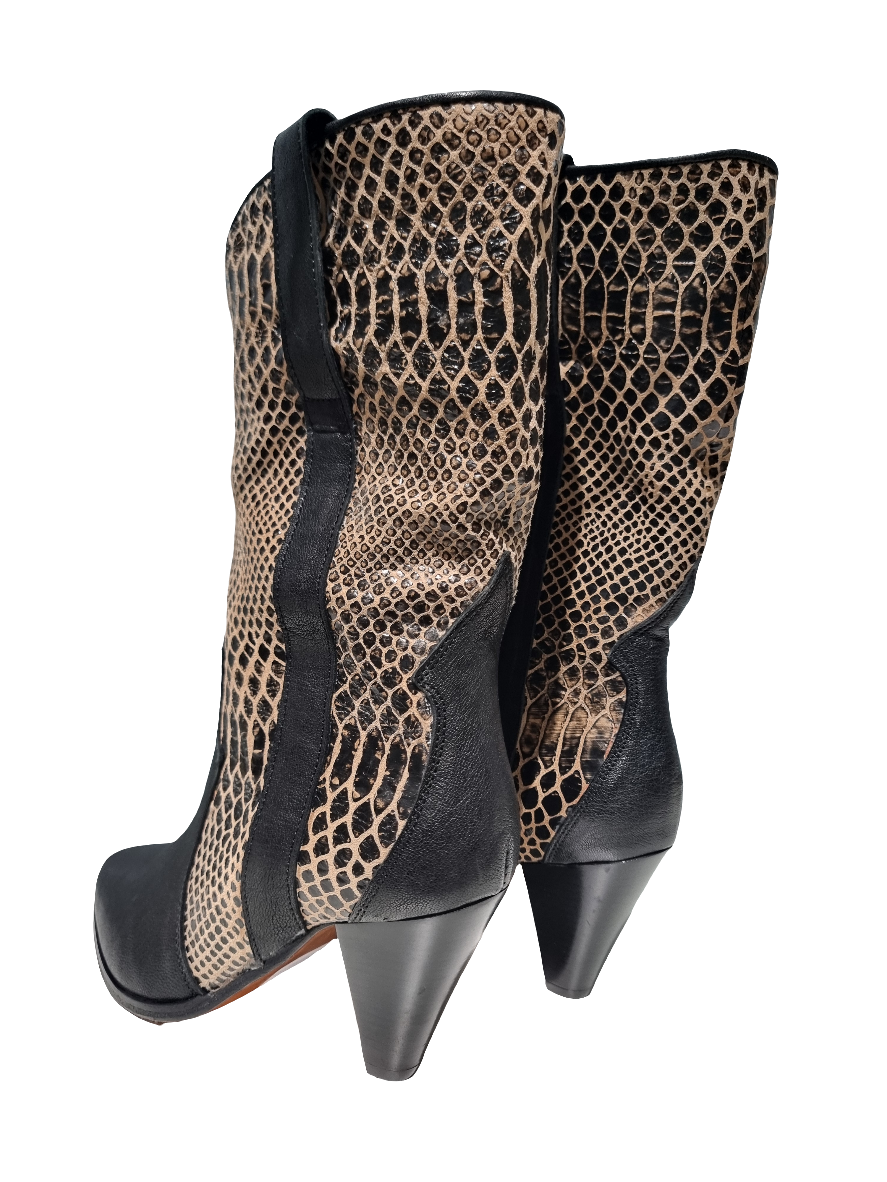 Stivale texano in pelle nero pitonato